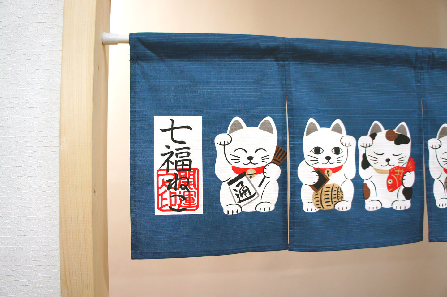 Noren - Fortune Cat (Short)