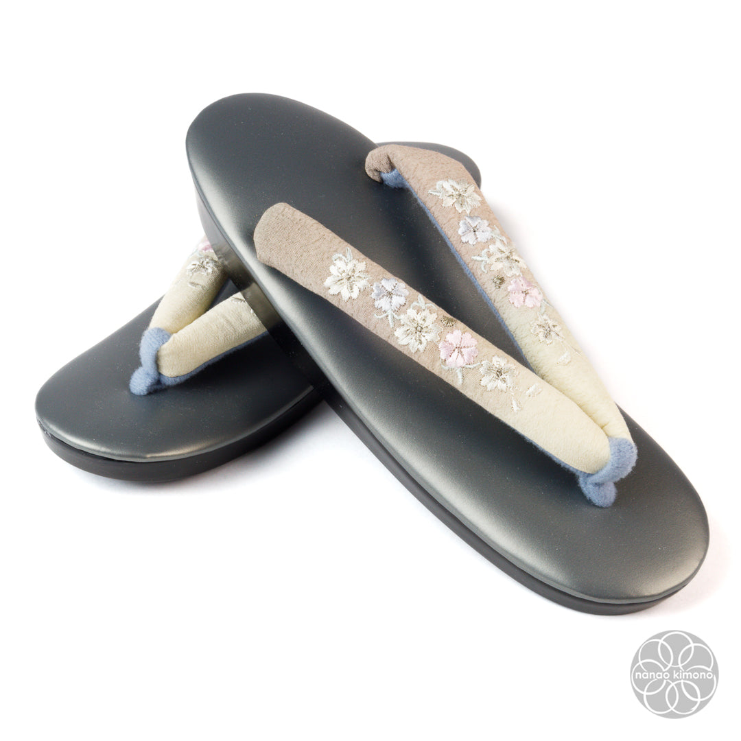 Women's Zori Sandals - Pale Sakura on Black
