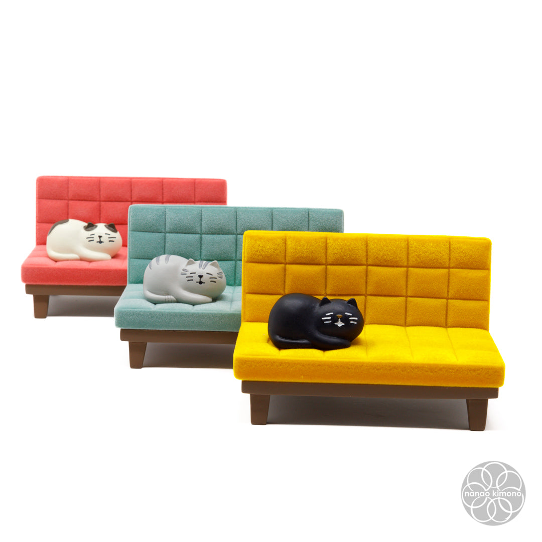 Phone Stand - Sofa Cat Yellow