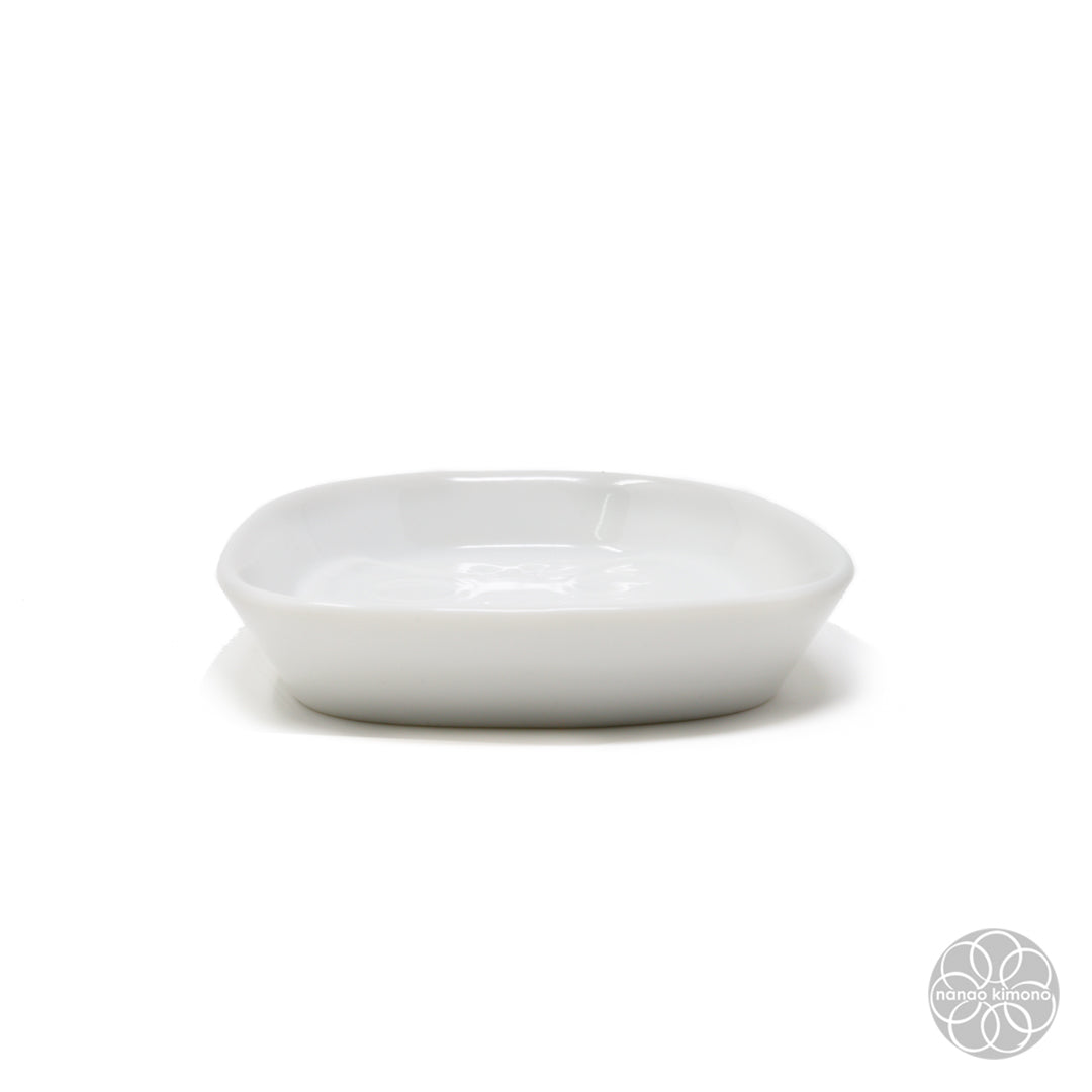 Soy Sauce Dish - Daruma White