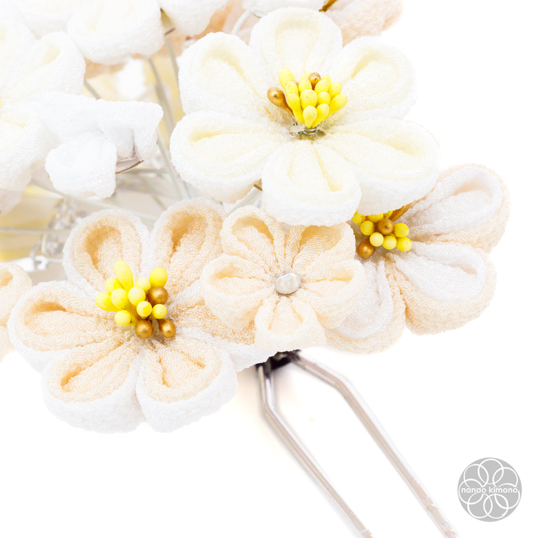 Women's Kimono Accessory - Tsumami Kanzashi (Hairpin)