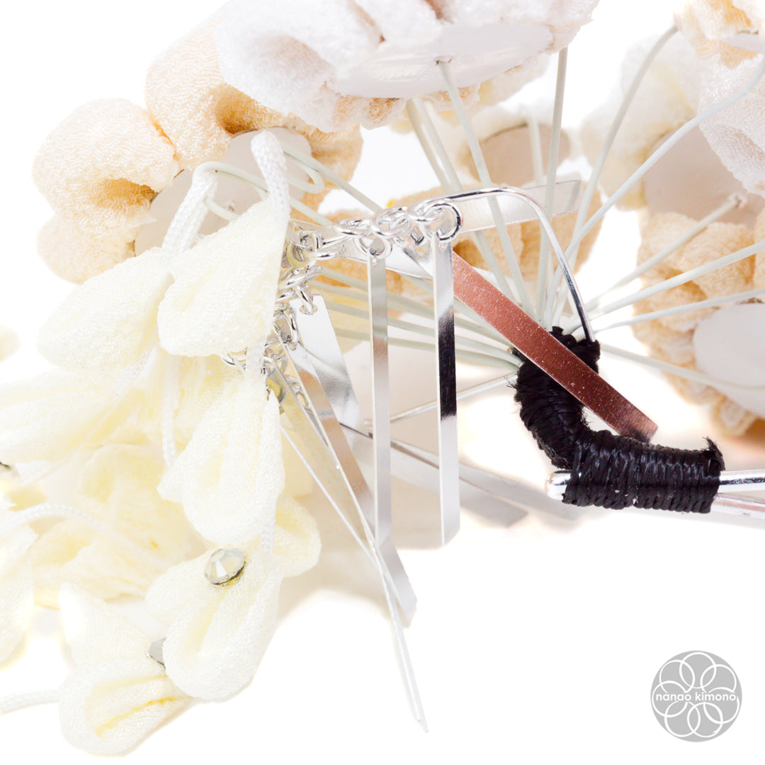 Women's Kimono Accessory - Tsumami Kanzashi (Hairpin)