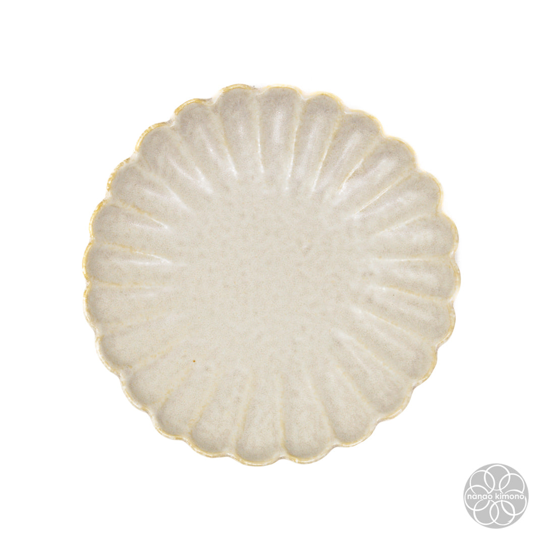 Plate - Kiku Flower M - Gray