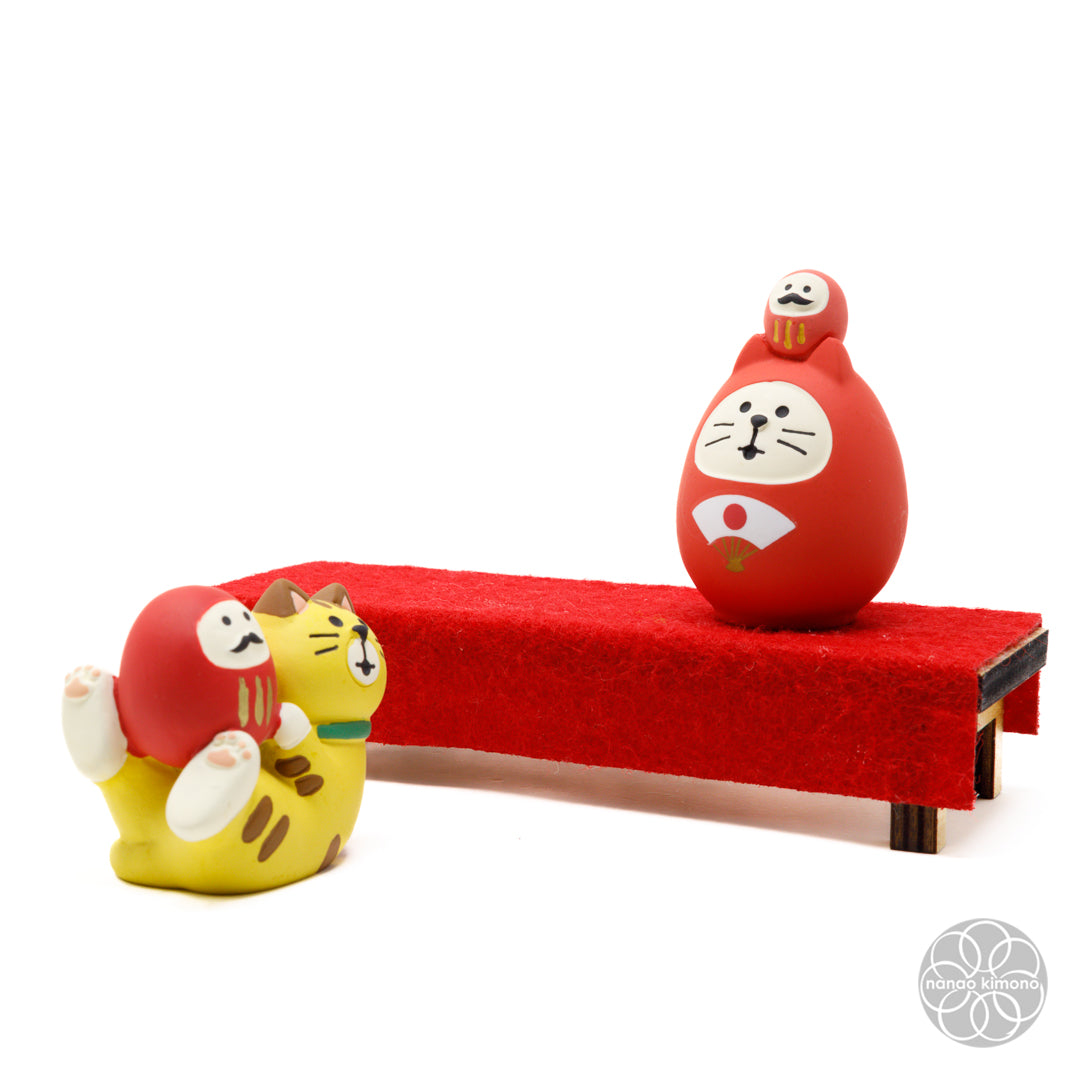 Miniature - Tea Shop Bench