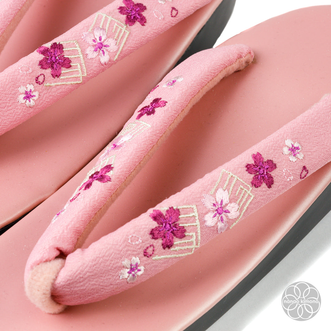 Women's Zori Sandals - Momo Pink