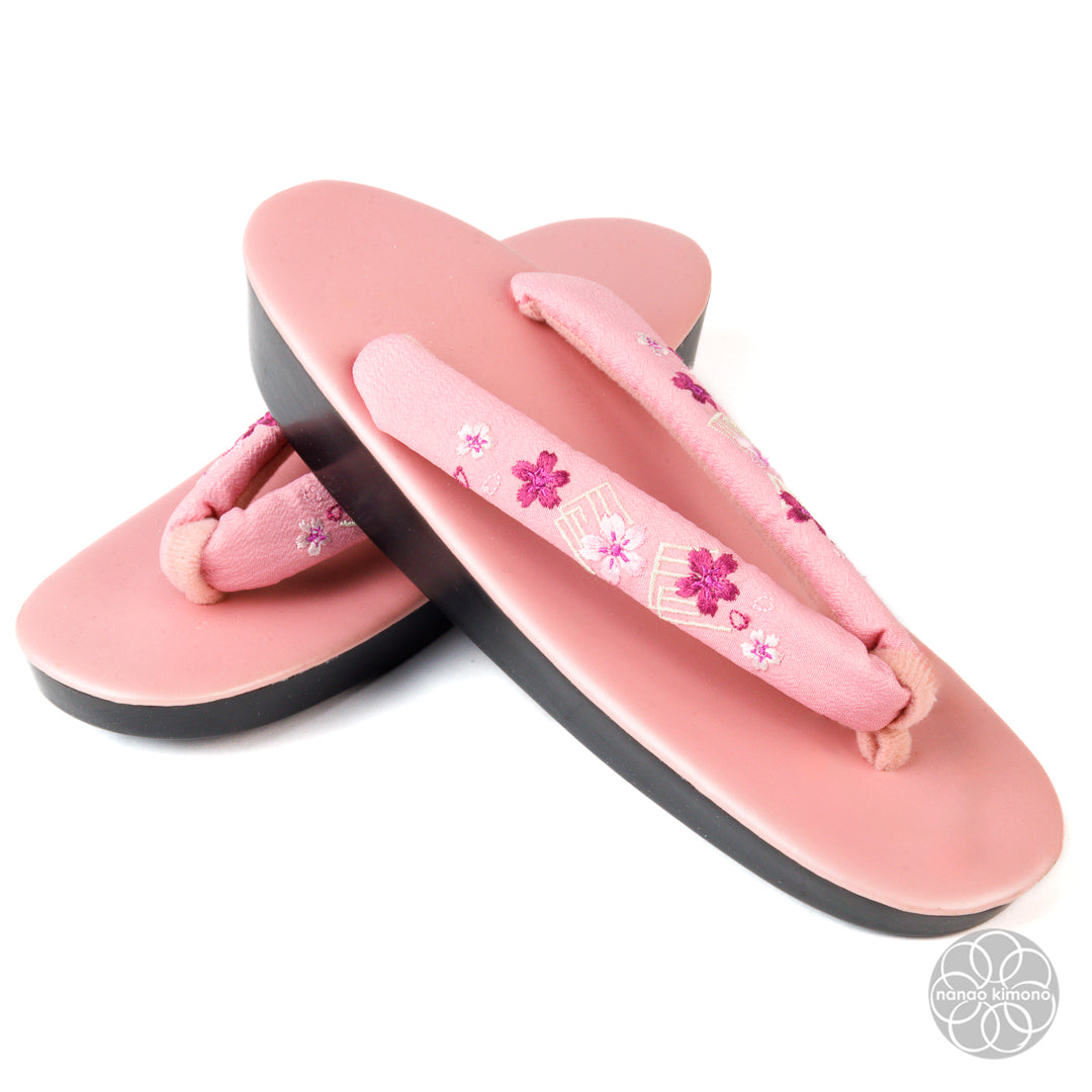 Women's Zori Sandals - Momo Pink