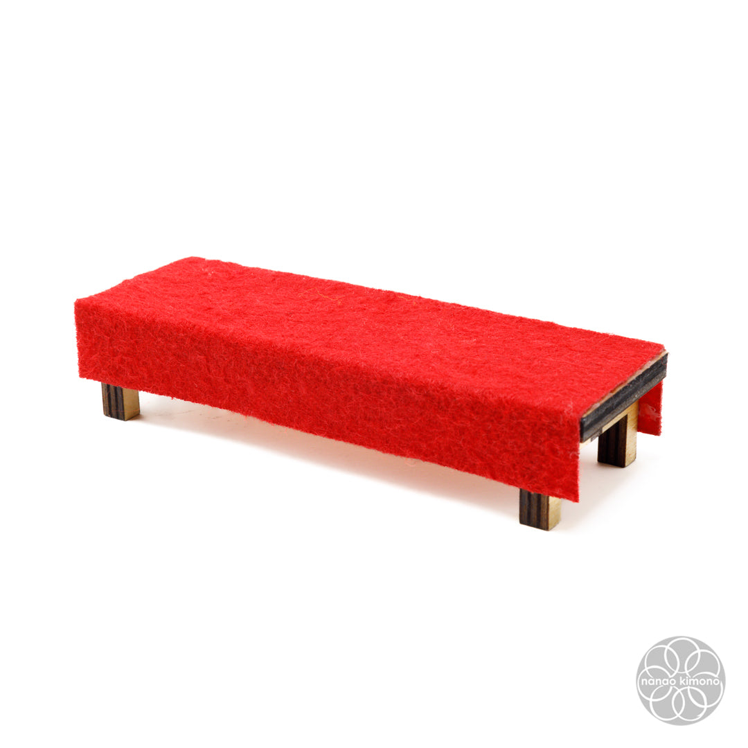Miniature - Tea Shop Bench