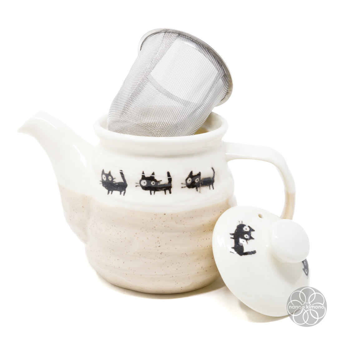 Teapot - Black Cat Beige