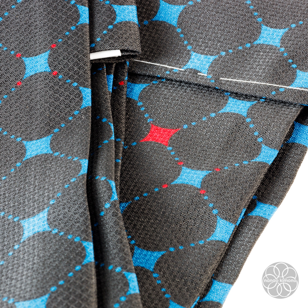 Women's Washable Hitoe Kimono - Blue Diamonds on Black
