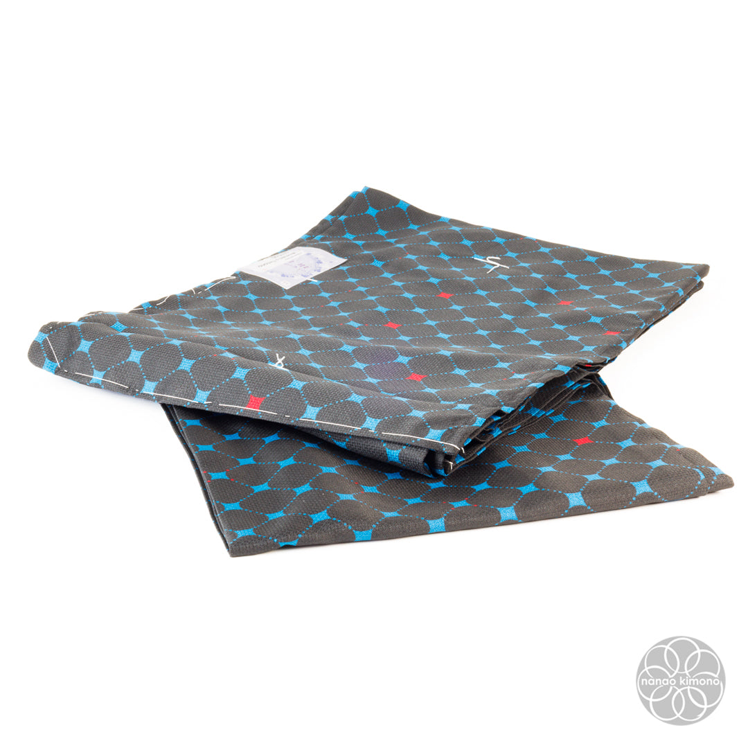 Women's Washable Hitoe Kimono - Blue Diamonds on Black