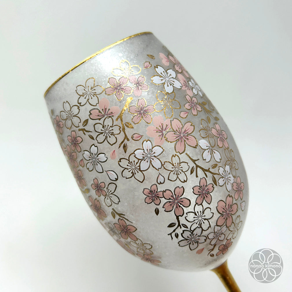Sakura Gold Wine Glass