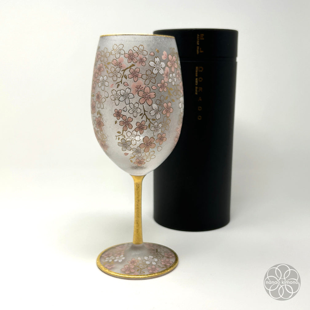 Sakura Gold Wine Glass