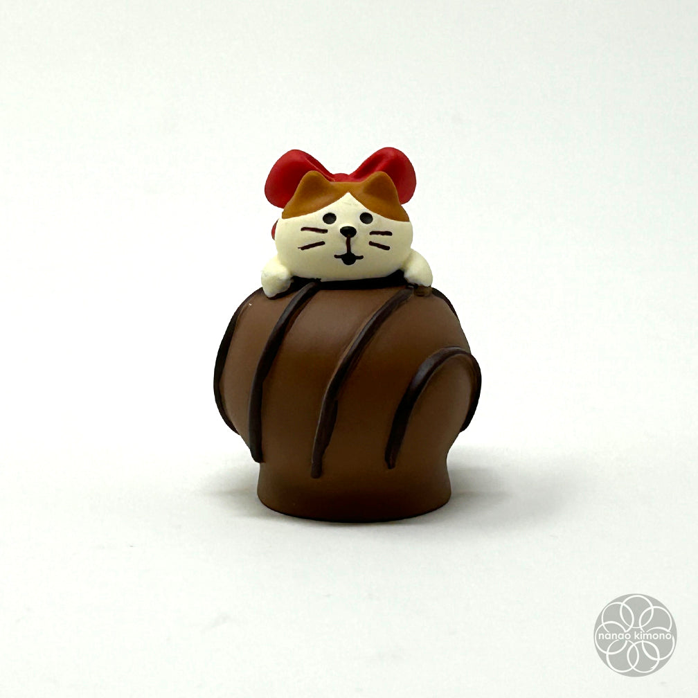 Miniature- Chocolate Cat