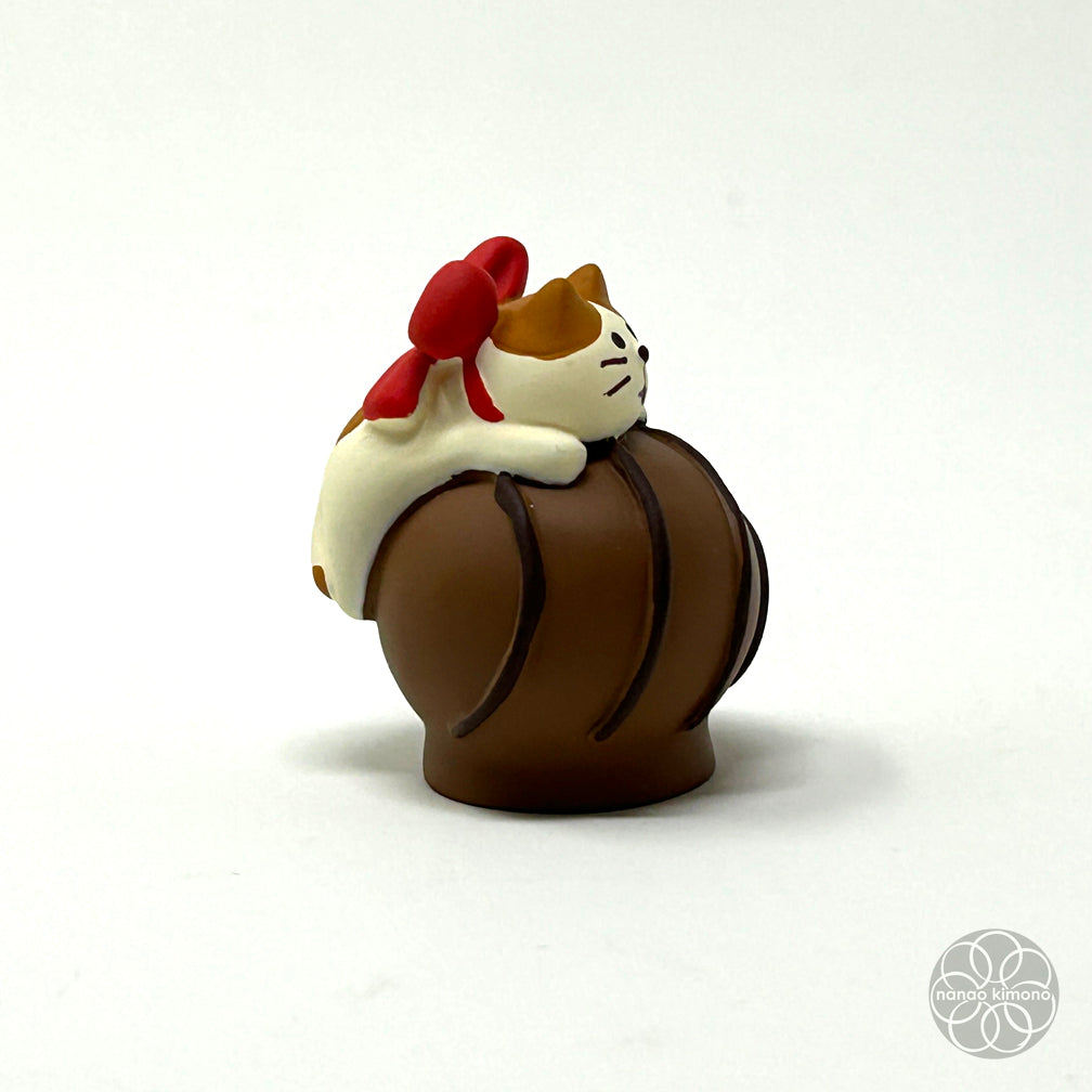 Miniature- Chocolate Cat