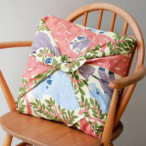 Furoshiki 40"- kata kata Koala Yellow