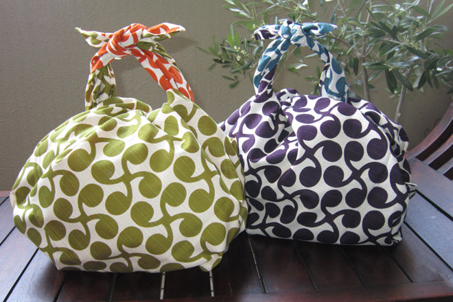 Reversible Furoshiki 41"- Isa Monyo Shinme Purple/Blue