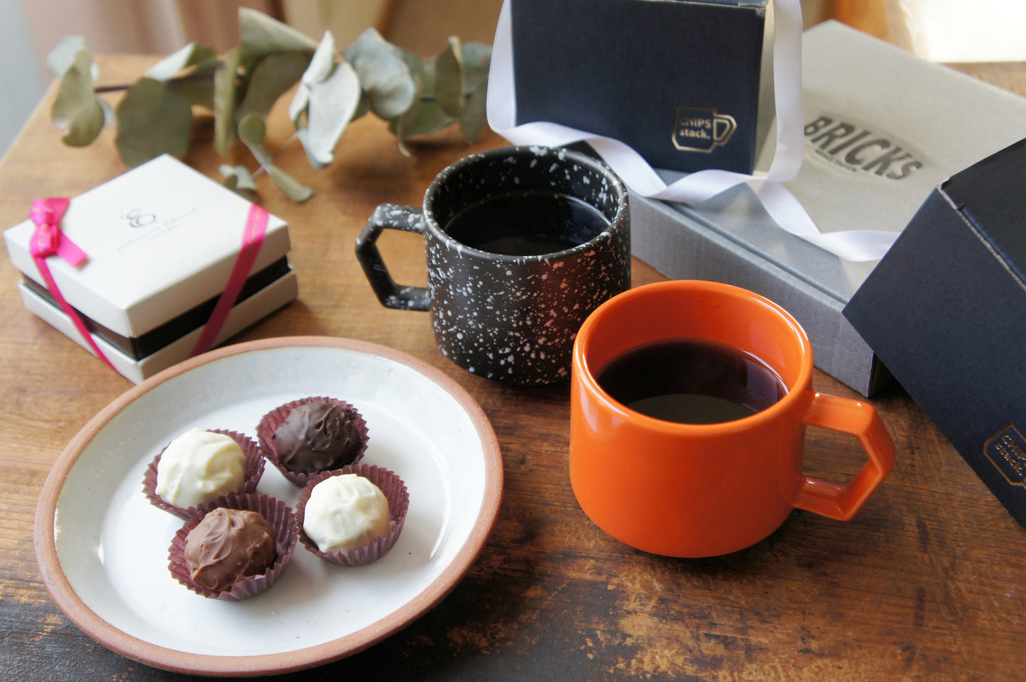 CHIPS Mug - Splash Black White S