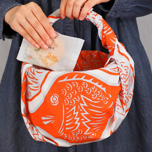 Furoshiki 27"- Cochae Tai Fish