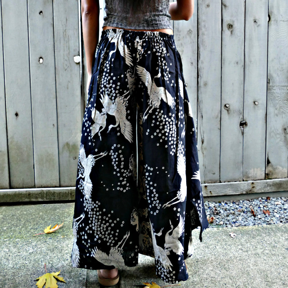 Wide Leg Pants - Sakura Crane Black
