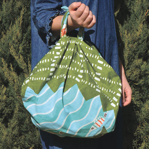 Furoshiki 40"- kata kata Crocodile Blue