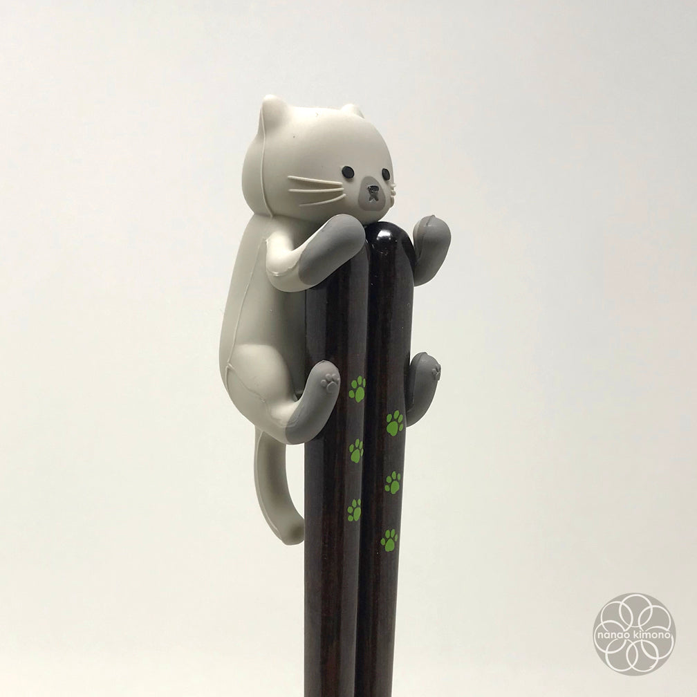Chopsticks & Rest - Siamese Cat