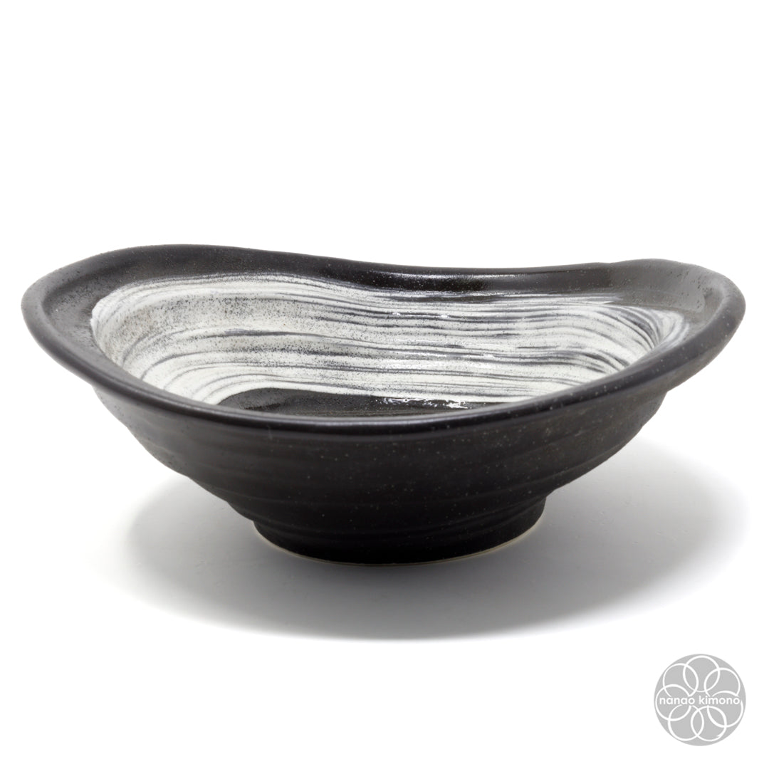 Bowl - Hakeme Black Oval