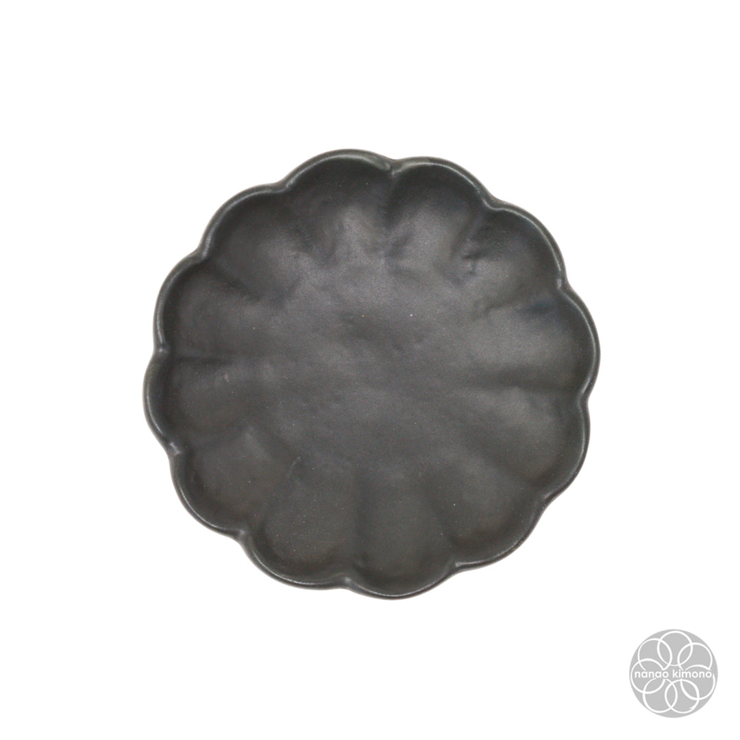 Soy Sauce Dish - Kiku Flower Matte Black