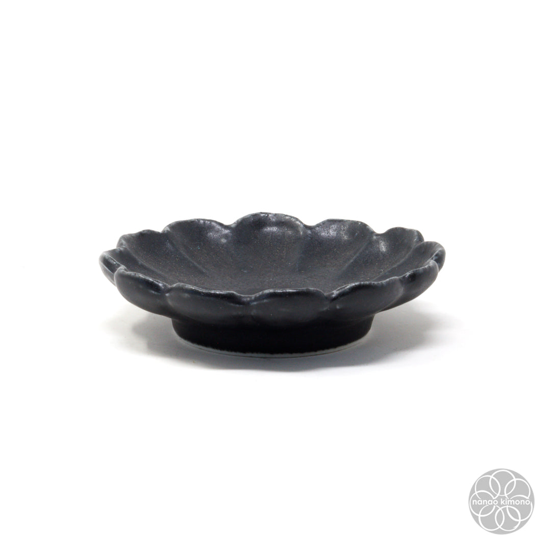 Soy Sauce Dish - Kiku Flower Black