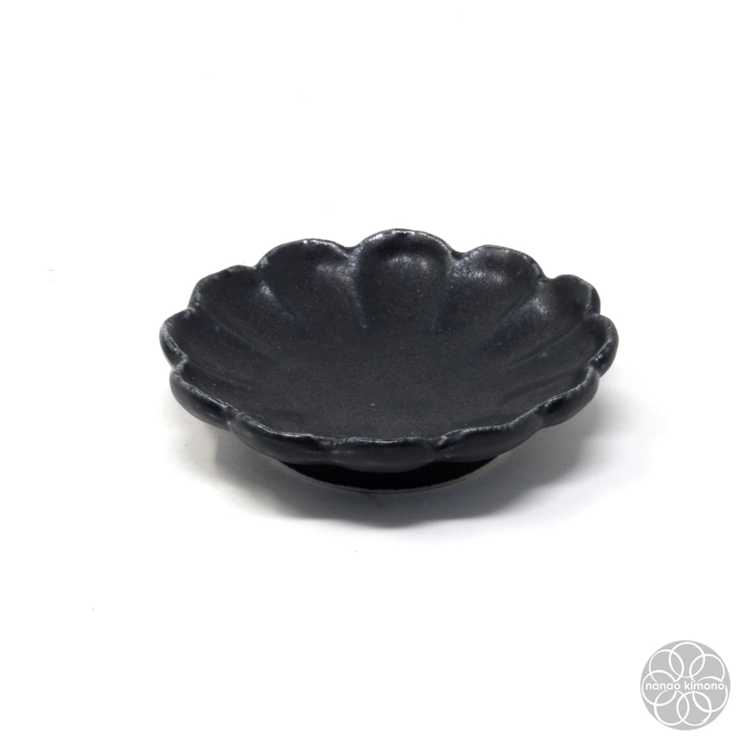 Soy Sauce Dish - Kiku Flower Black