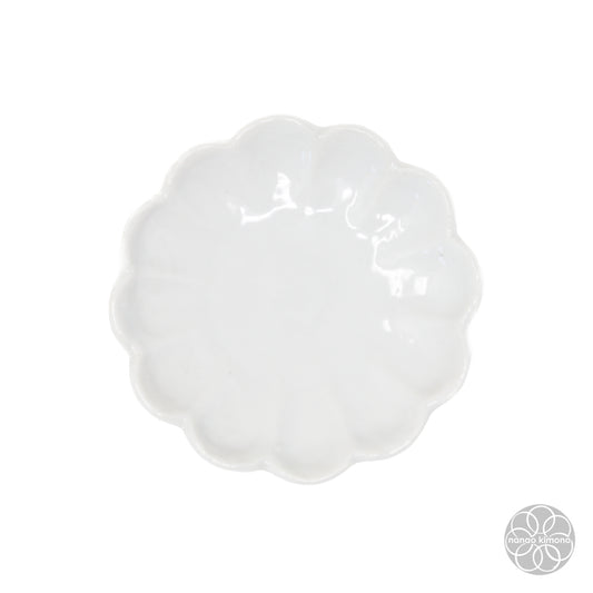 Soy Sauce Dish - Kiku Flower White