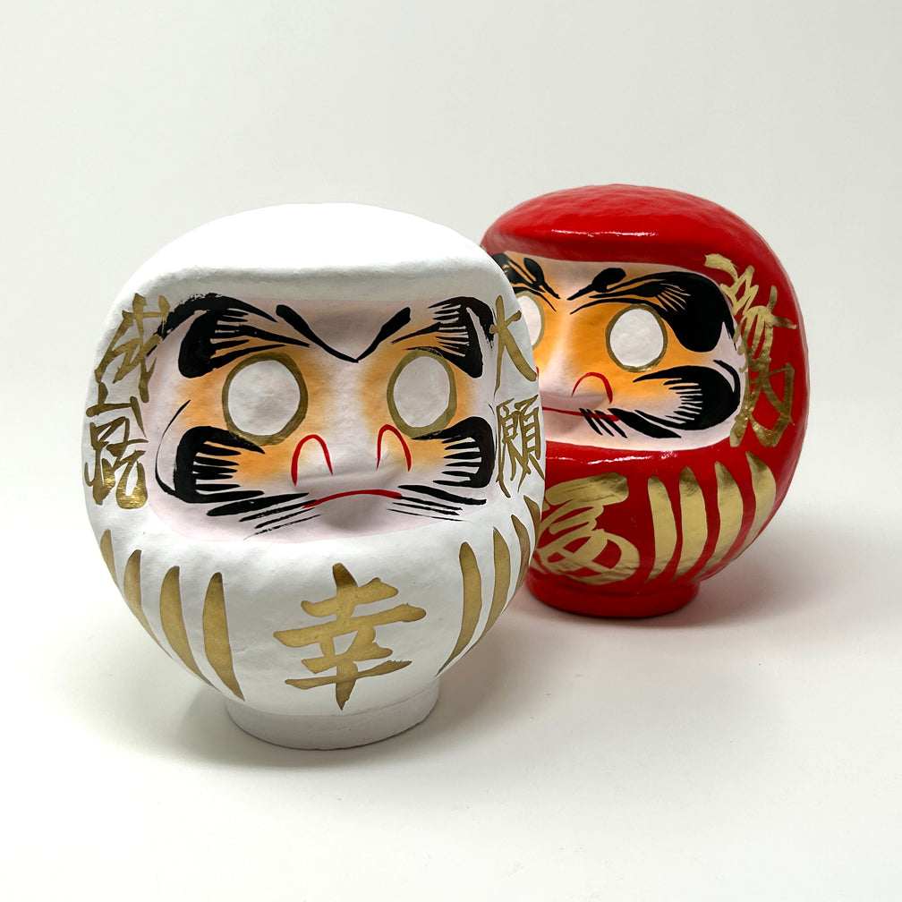 Daruma White: Medium