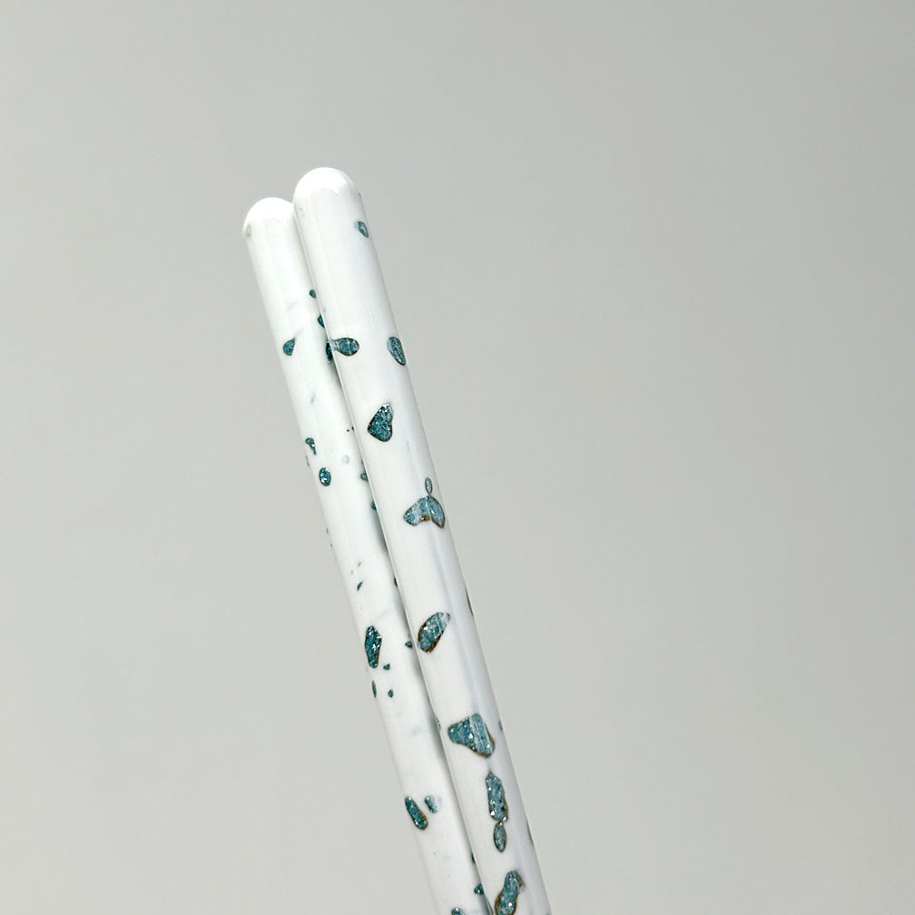 Chopsticks - Gyokusetsu White Blue