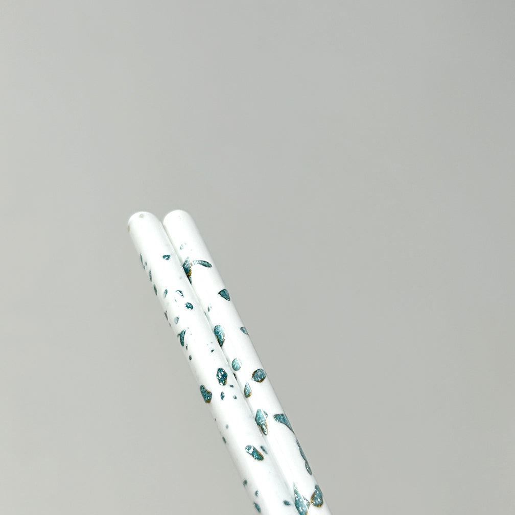 Chopsticks - Gyokusetsu White Blue