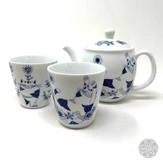 Cat Tea Set - Teapot + 2 Cups