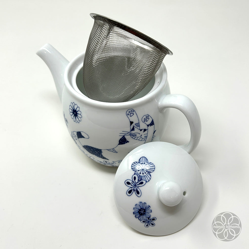 Cat Tea Set - Teapot + 2 Cups
