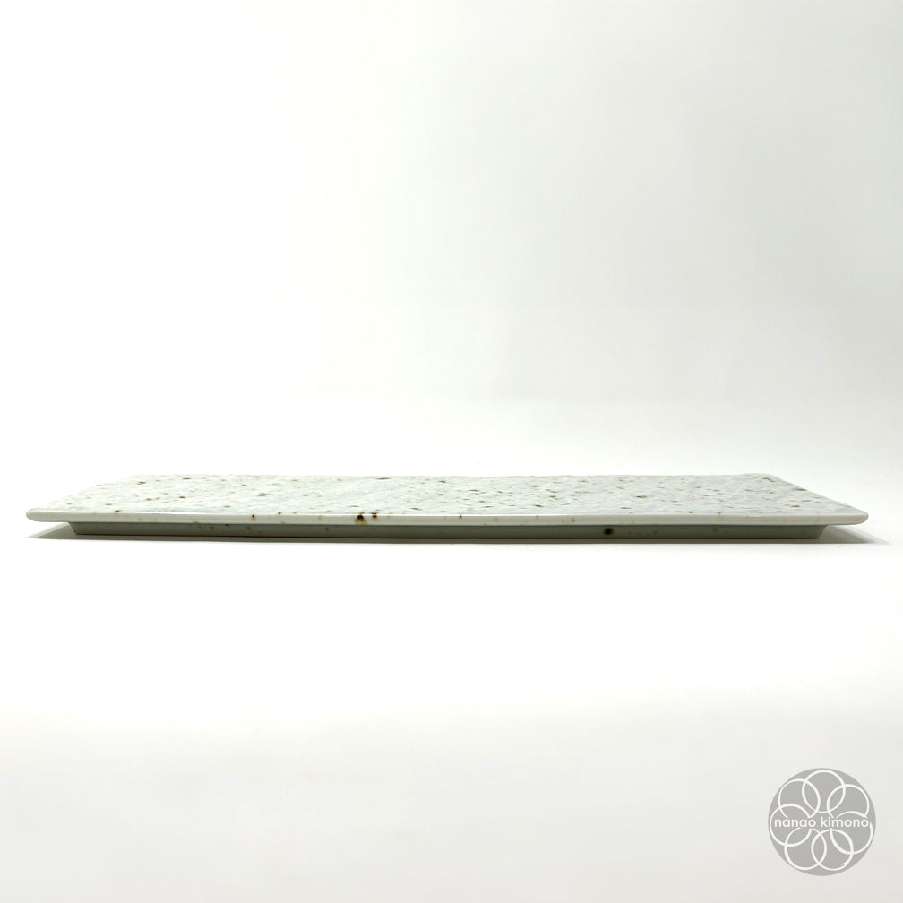 A pair of Sushi Plates - Black & White