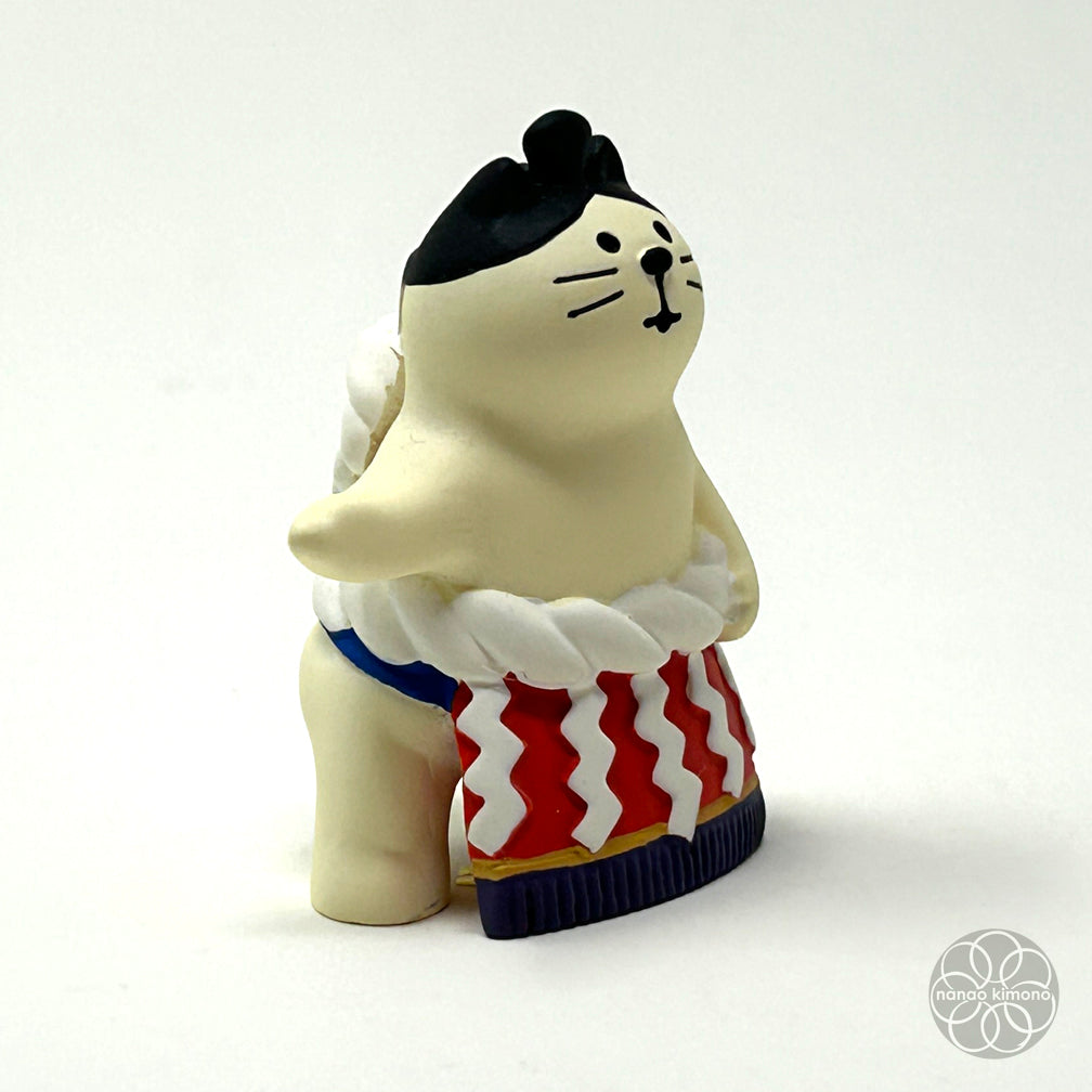 Miniature - Sumo Cat