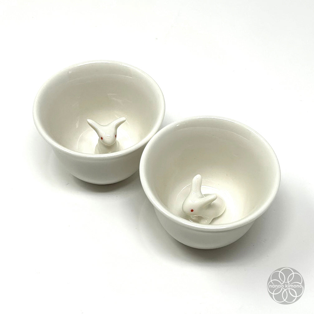 Sake Two Rabbit Sake Set - A pair of rabbits – nanao kimono
