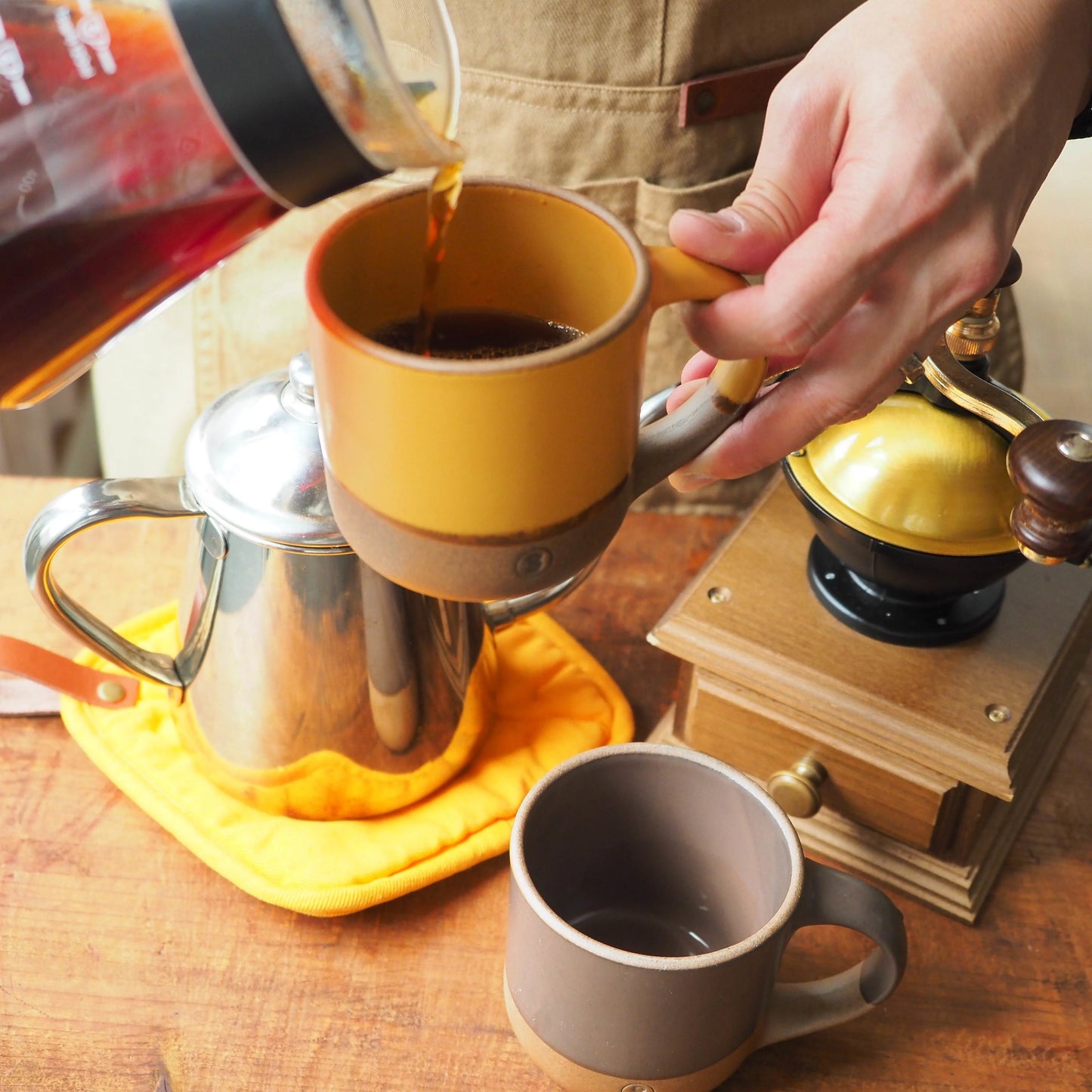 BRICKS Mug - Brown