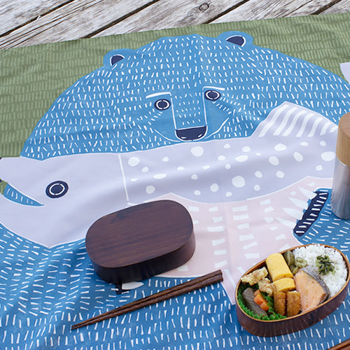 39" Aquadrop kata kata Furoshiki Bear & Salmon Green Water Repellent