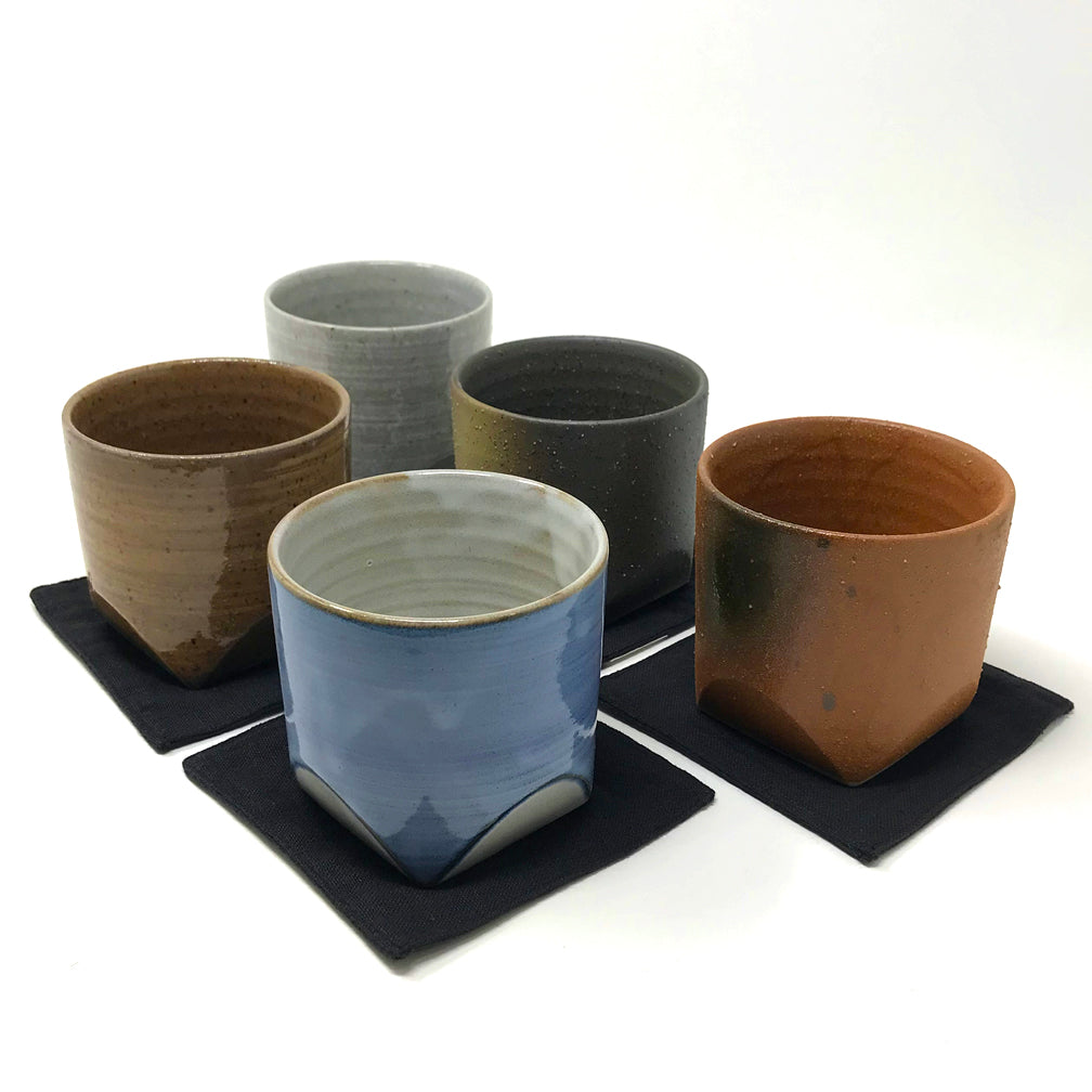 Set of 5 teacups - Diamond Rock Cups w Coasters