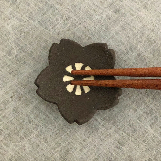 Chopsticks Rest - Sakura (Black)