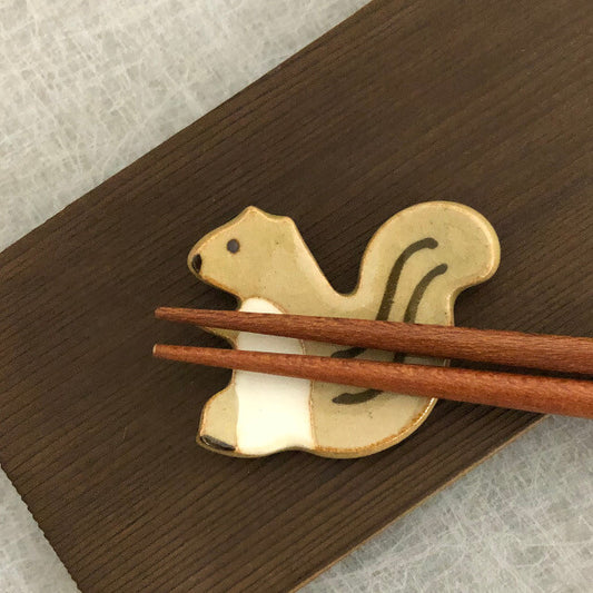 Chopsticks Rest - Squirrel (Brown)
